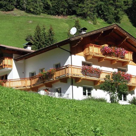 Home With A Wooden Decor And Full Of Atmosphere Außervillgraten Esterno foto