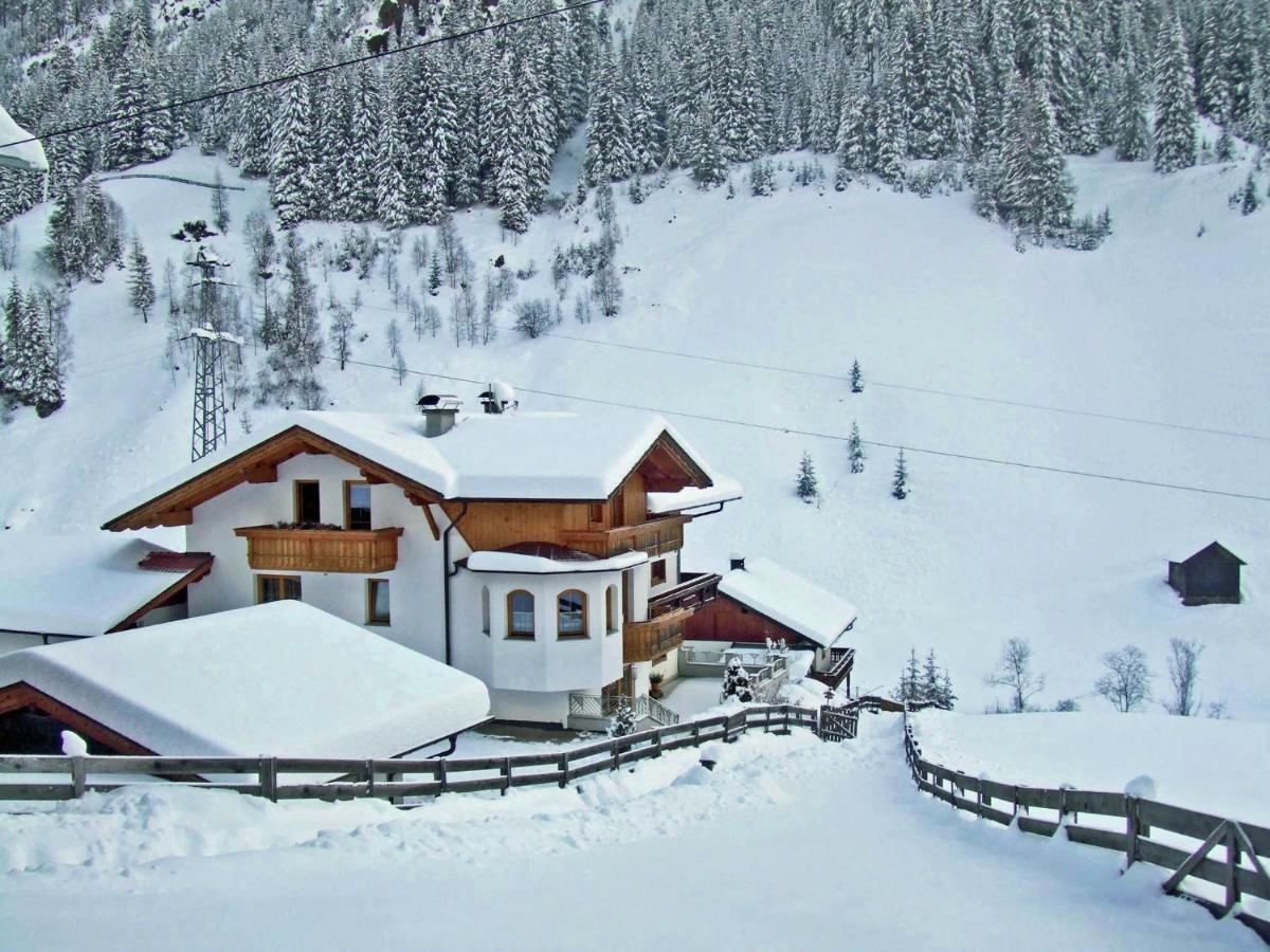Home With A Wooden Decor And Full Of Atmosphere Außervillgraten Esterno foto